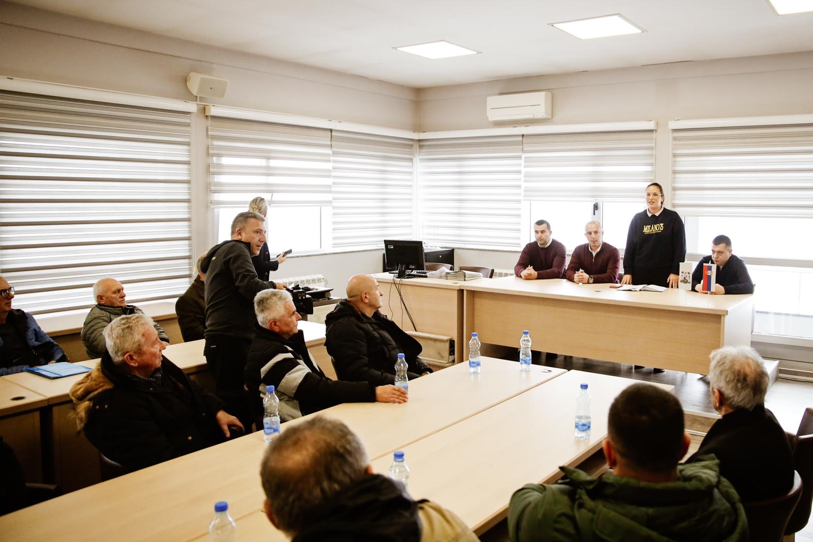 Сара Павков