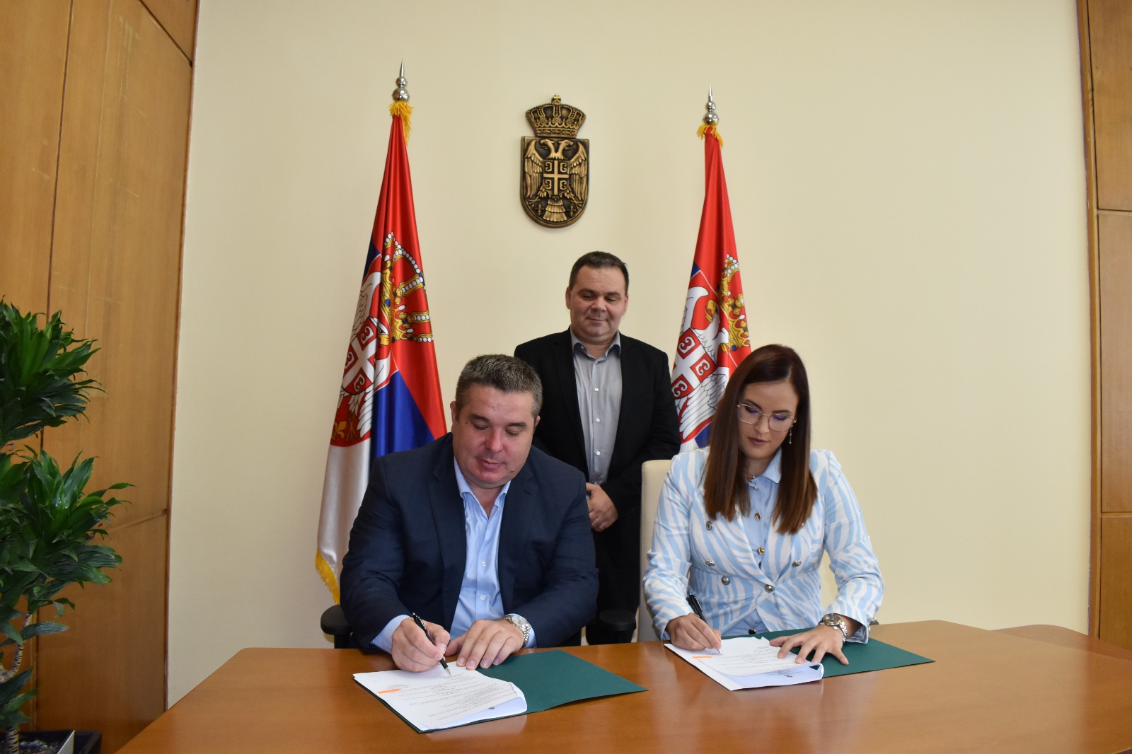 Потписивање1 2025-07-31 at 11.09.48_e0766b2b.jpg