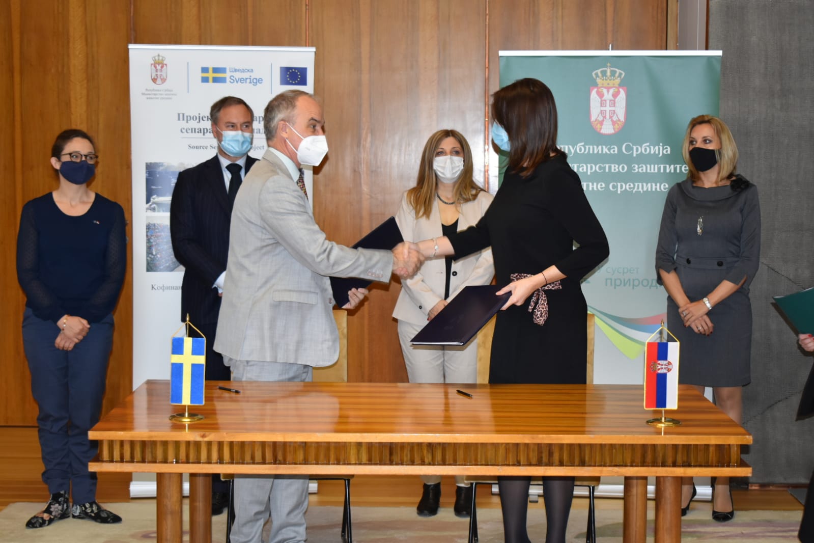 Вујовић и Лундин потписали споразум: Шведска улаже још 600.000 евра за еко пројекте у Србији
