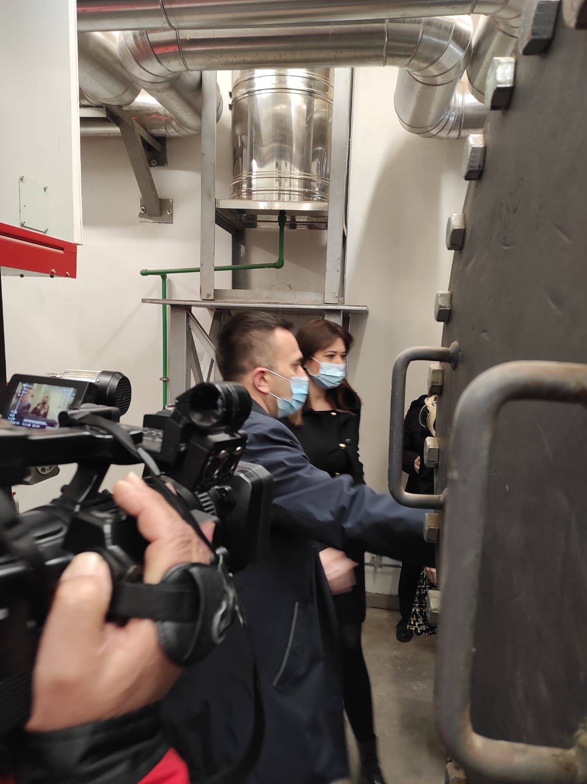 ​​Vujović: Pohvala za toplanu na biomasu, radićemo za još bolji eko standard u Mionici [Kliknite i povucite da bi pomerali] ​ [Kliknite i povucite da bi pomerali] ​
