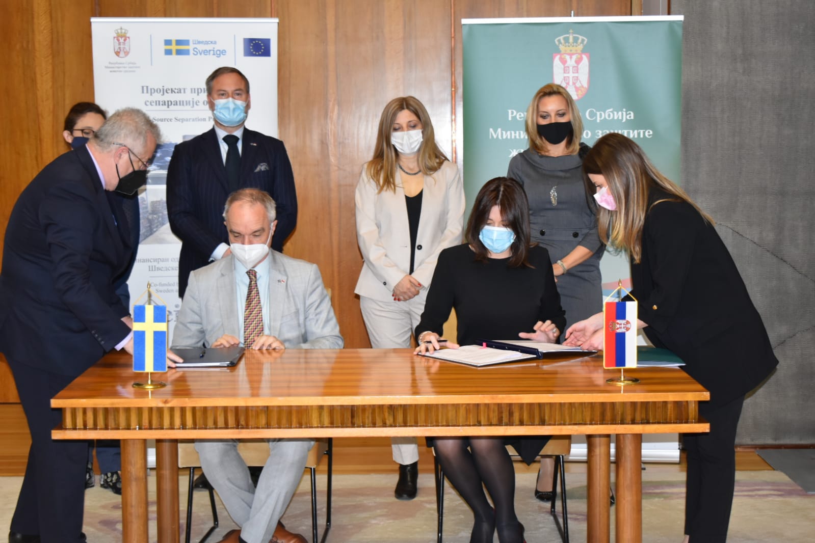 Вујовић и Лундин потписали споразум: Шведска улаже још 600.000 евра за еко пројекте у Србији