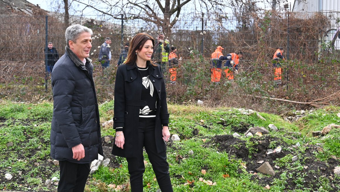 Министарка Ирена Вујовић присуствовала акцији чишћења Савског шеталишта