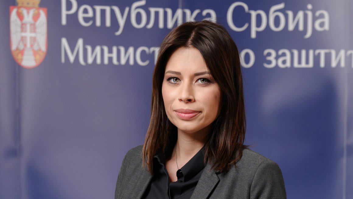 - Природа је наше највеће богатство и она не може да чека. Наша је обавеза да бринемо о заштићеним подручјима и ми ту обавезу озбиљно схватамо. У овој години су потписани уговори са 35 управљача, на основу којих ће им ресорно министарство доделити 253 милиона динара за бригу о овим зонама током 2021. – рекла је министарка Вујовић.               Субвенције Министарства заштите животне средине се односе на финансирање радова и других трошкова, на пословима који су дефинисани одредбама Закона о заштити природе