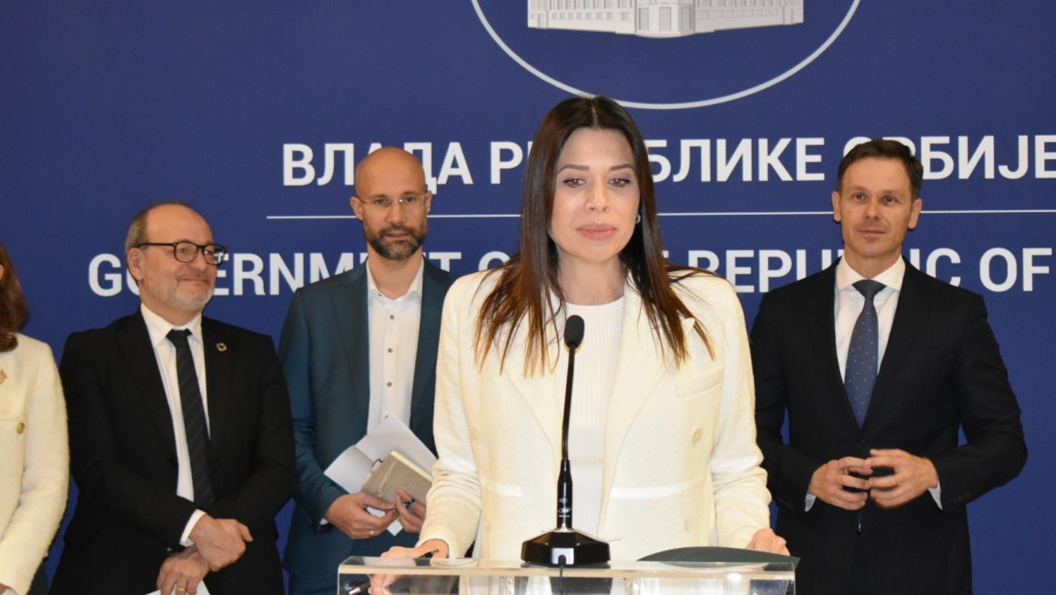 Вујовић уговор АФД ЕБРД 1 .jpg