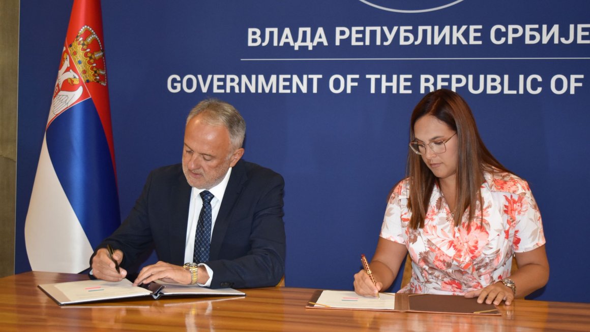 Potpisivanje PRVA.jpg